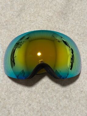 Be Nice Mirrored Ski/Snowboard Goggle Lens - Blue to Yellow Gradient